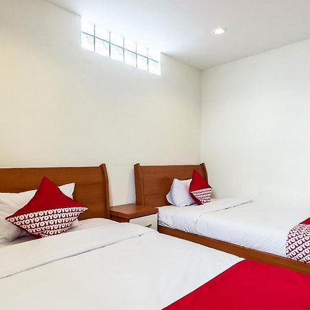 Oyo 294 Andrea Residence Syariah Medan Luaran gambar