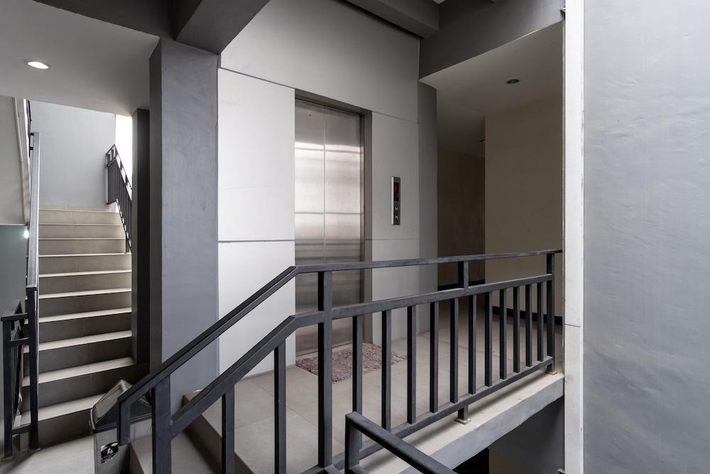 Oyo 294 Andrea Residence Syariah Medan Luaran gambar