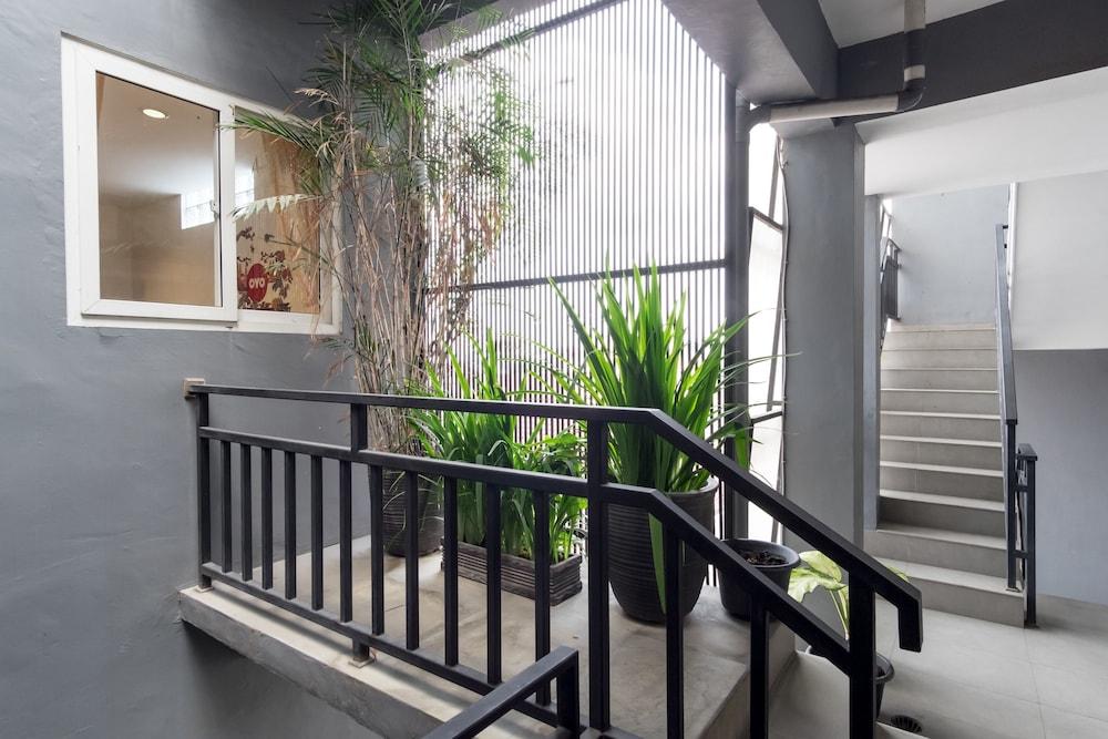 Oyo 294 Andrea Residence Syariah Medan Luaran gambar