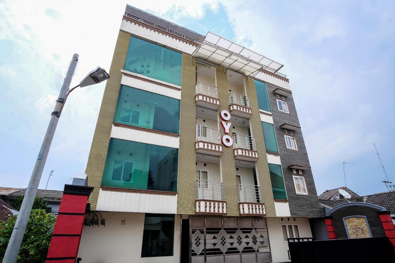 Oyo 294 Andrea Residence Syariah Medan Luaran gambar