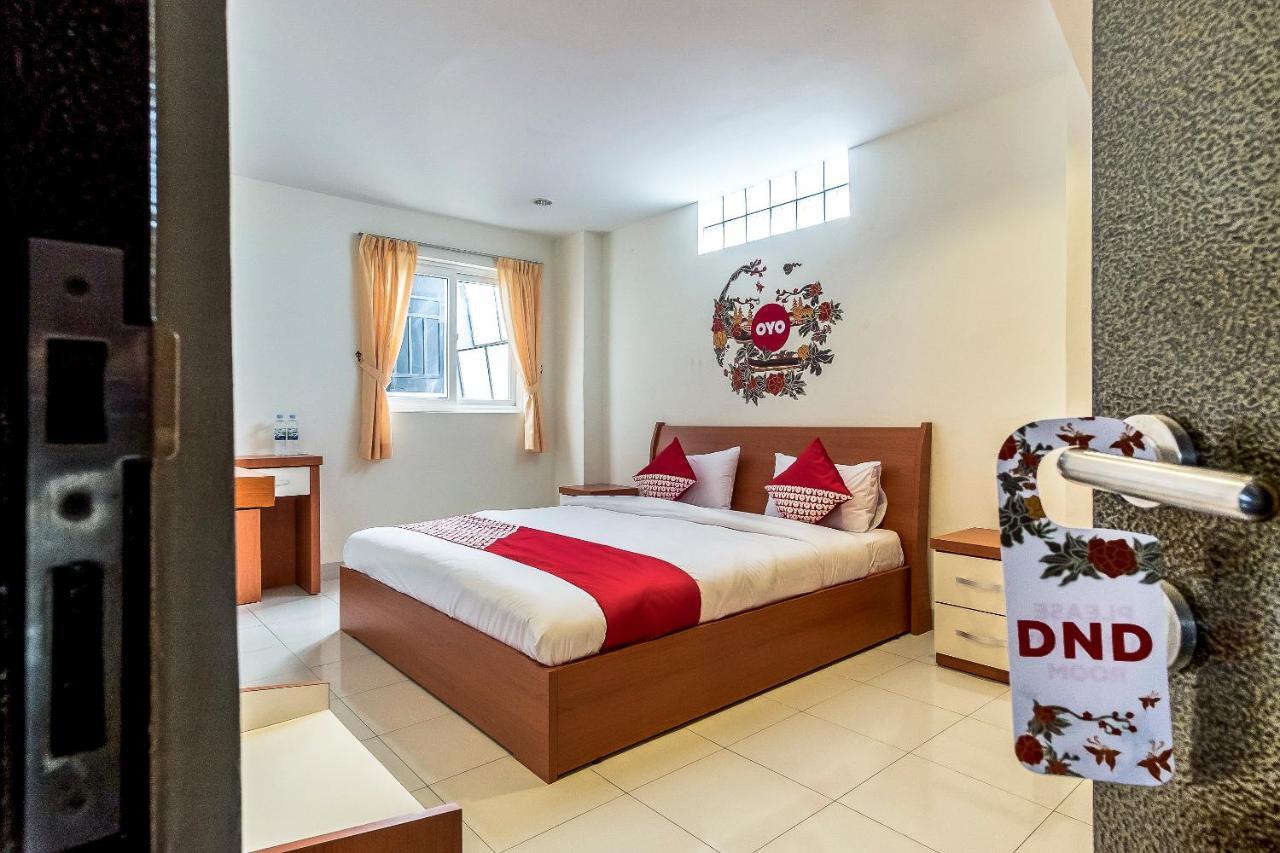 Oyo 294 Andrea Residence Syariah Medan Luaran gambar