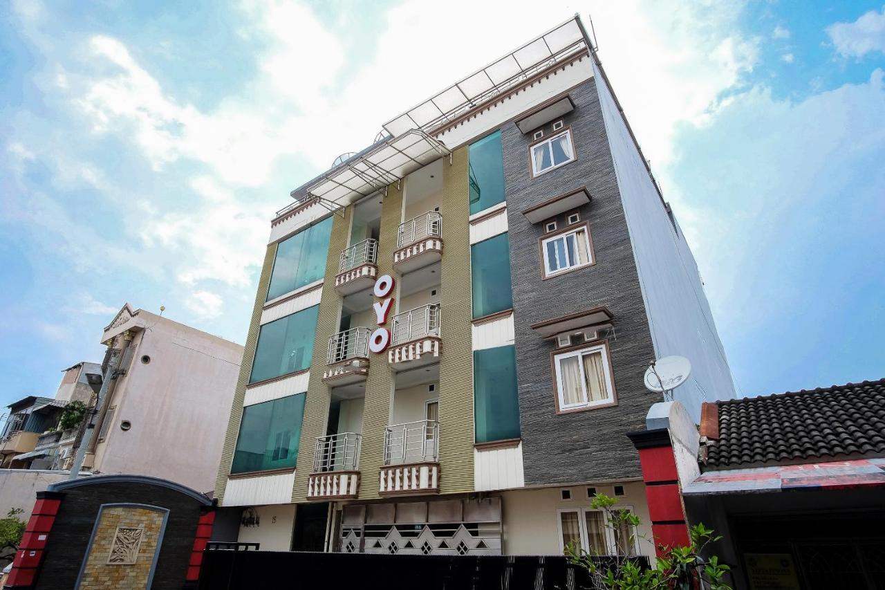 Oyo 294 Andrea Residence Syariah Medan Luaran gambar
