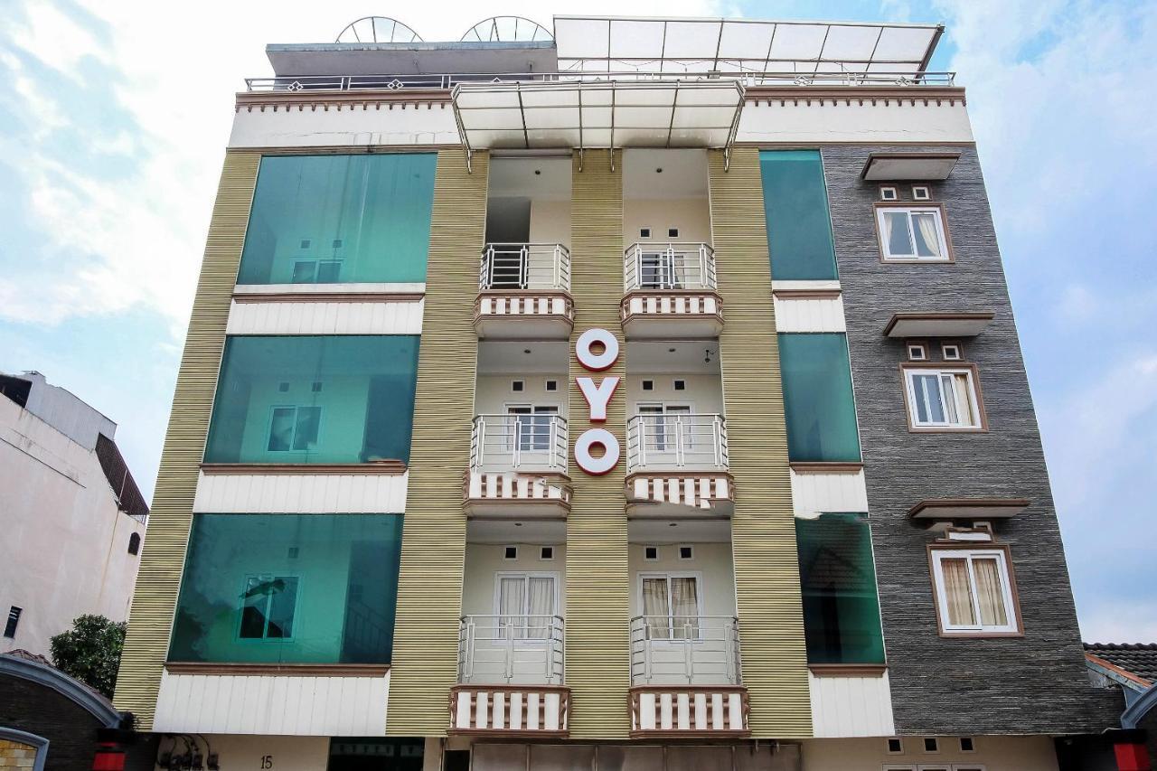 Oyo 294 Andrea Residence Syariah Medan Luaran gambar