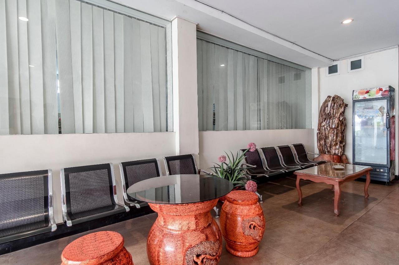 Oyo 294 Andrea Residence Syariah Medan Luaran gambar